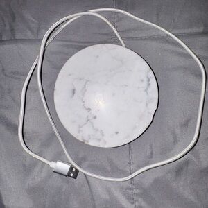 Wireless Marble Charger - White